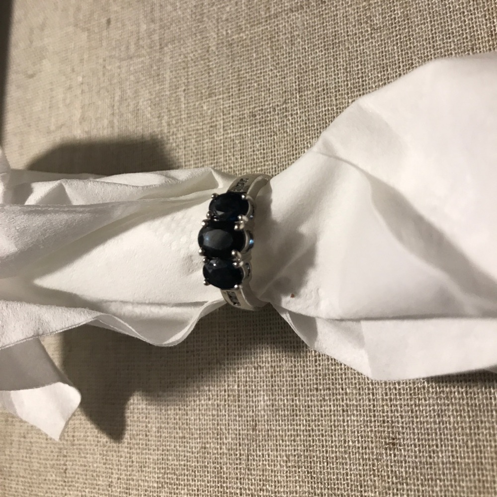 Zales solid 14k white gold blue sapphire ring